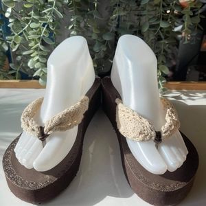 Women's slides, crochet straps